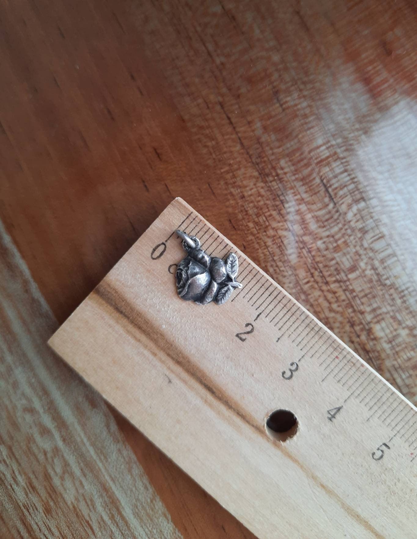 Pendentif de Sainte Thérèse de Lisieux