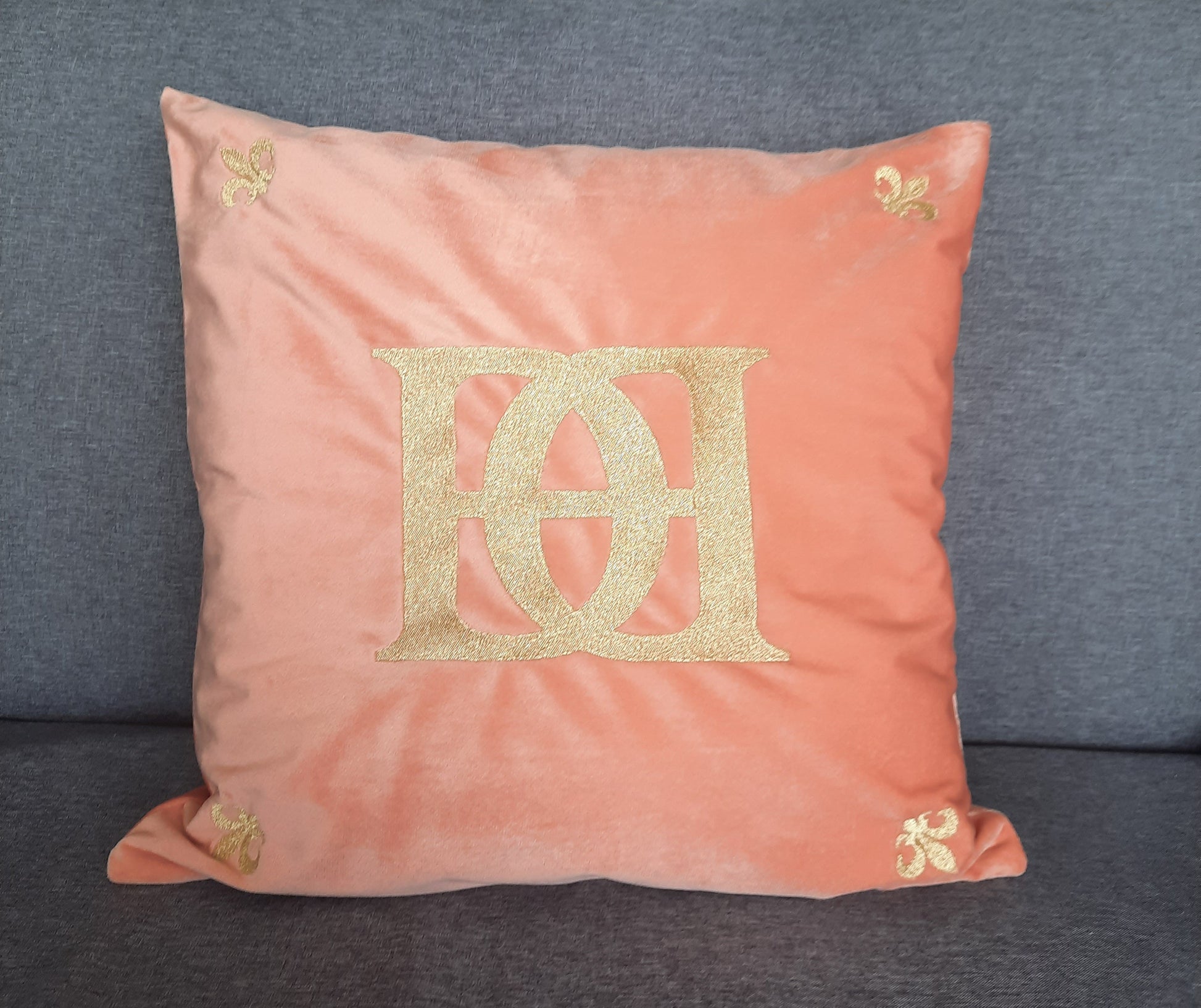 Housse de coussin en velours brodé - Monogramme royal Henri II Diane de Poitiers
