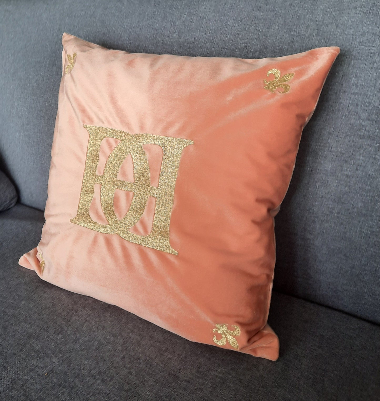 Housse de coussin en velours brodé - Monogramme royal Henri II Diane de Poitiers